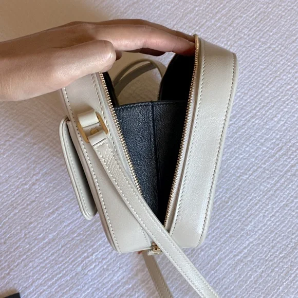 ✨SOLD✨YSL (Saint Laurent) Vicky Toy Small Quilted Lambskin Camera Bag - Picture 10 of 11